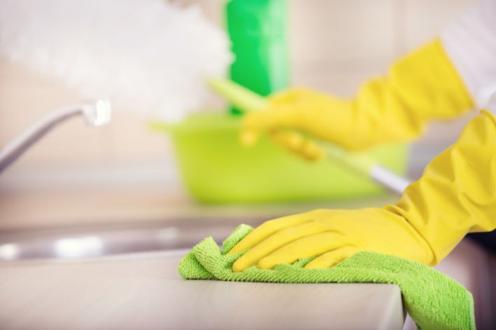 A Quick Guide to Cleaning Your Home Before Moving Out
